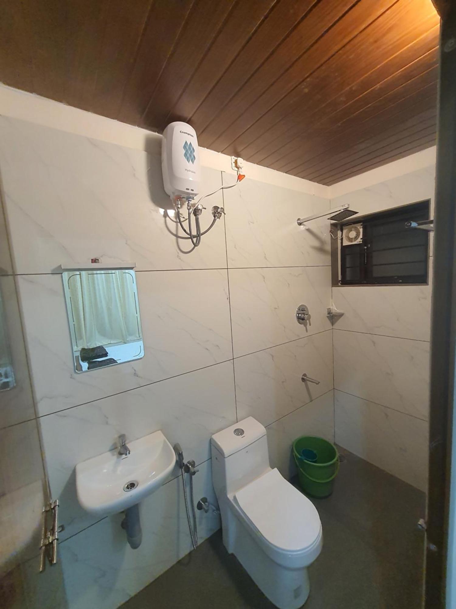 Вилла Uthram Residency Коччи Экстерьер фото